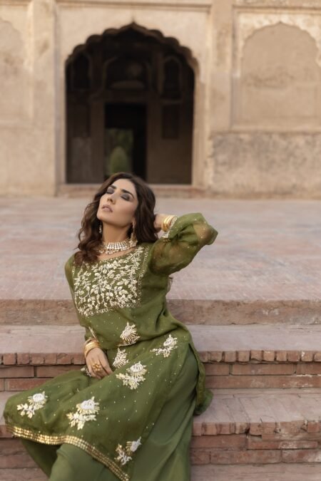 Deep Green Formal Kurta Set – Mukesh and Pearl Detailing